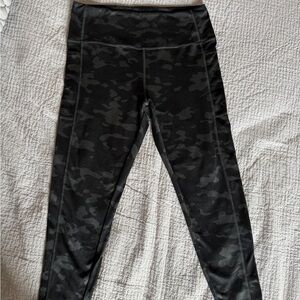 Danskin Dark Camouflage Leggings